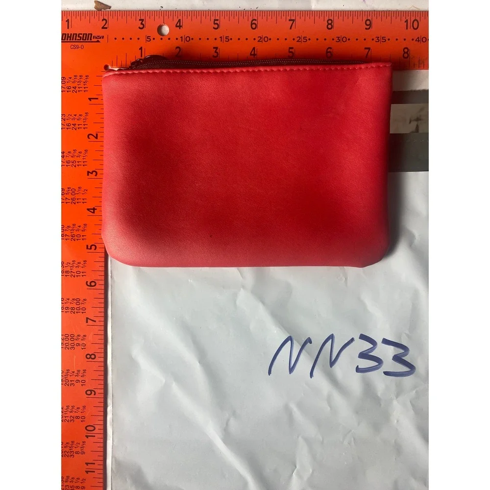 Ipsy Red Faux Leather Makeup Bag Textured Eye Mask Masquerade Pouch Zip NN33